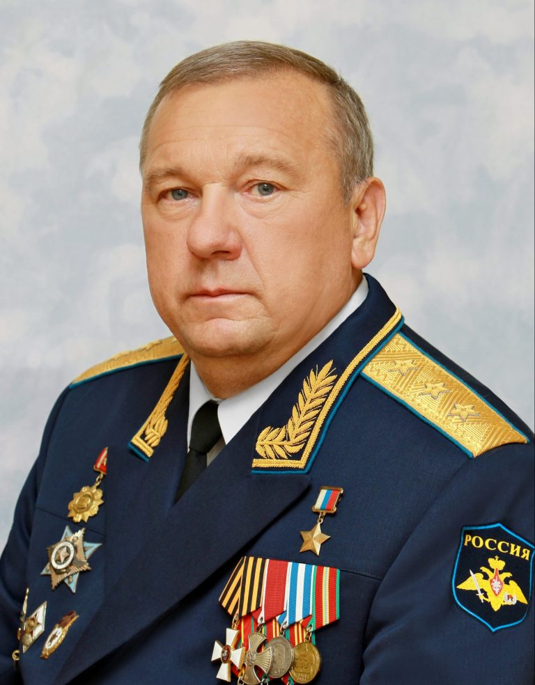 MEDUZA | Armata lui Putin a făcut greșeli în Ucraina. O spune chiar un general rus decorat pentru crimele de război din Cecenia