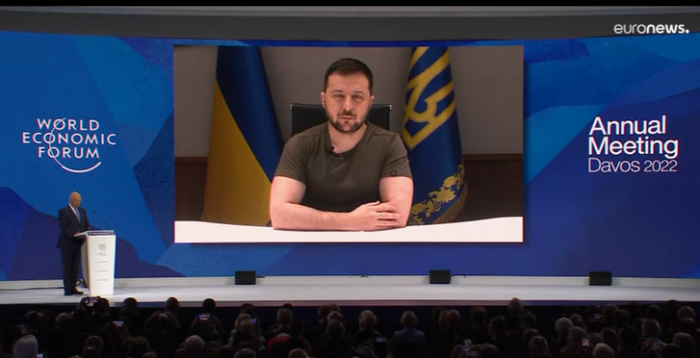 Moartea Davos?