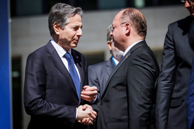 Romania’s top diplomat discusses export of Ukrainian grain though Romanian ports with US Secretary of State Blinken
