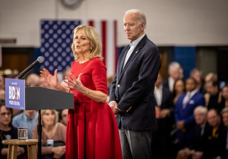 Câți bani au câștigat Joe şi Jill Biden în 2022. Casa Albă insistă asupra „angajamentului transparenţei” dmocratului