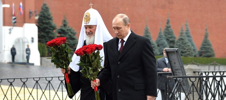 Preoții utili ai lui Putin. Biserica Ortodoxă Rusă și campania sub acoperire a Kremlinului în Occident