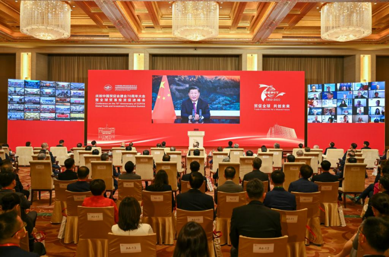 Investitorii străini fug din China. Politicile lui Xi Jinping au un impact profund și dureros
