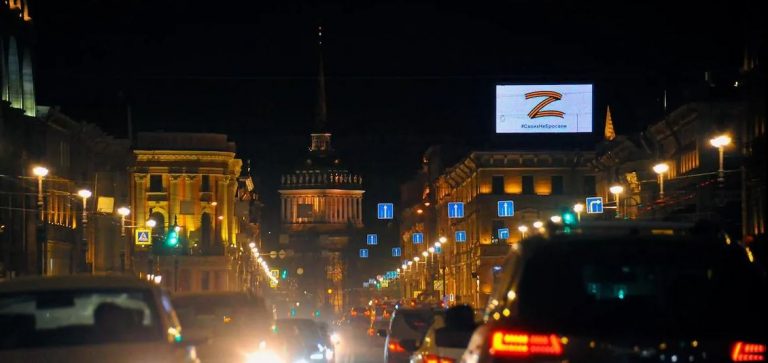 Z, V, furie și durere | Tânărul care „mitraliază” autoritățile din Sankt Petersburg să dea jos simbolurile războiului