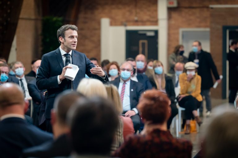 Emmanuel Macron caută o majoritate în Parlament, pentru al doilea mandat de cinci ani