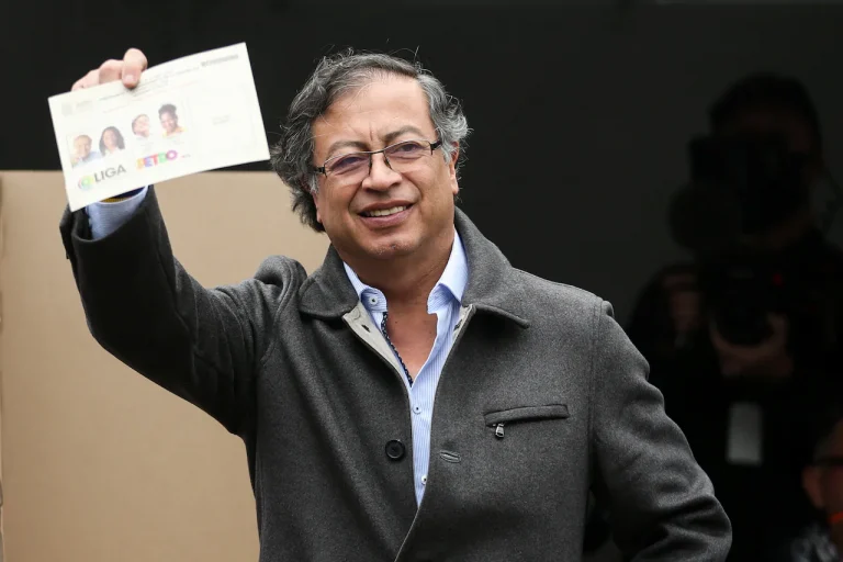 SUA au anunțat că doresc colaborarea cu noul preşedinte de stânga al Columbiei. Blinken: Felicit poporul columbian
