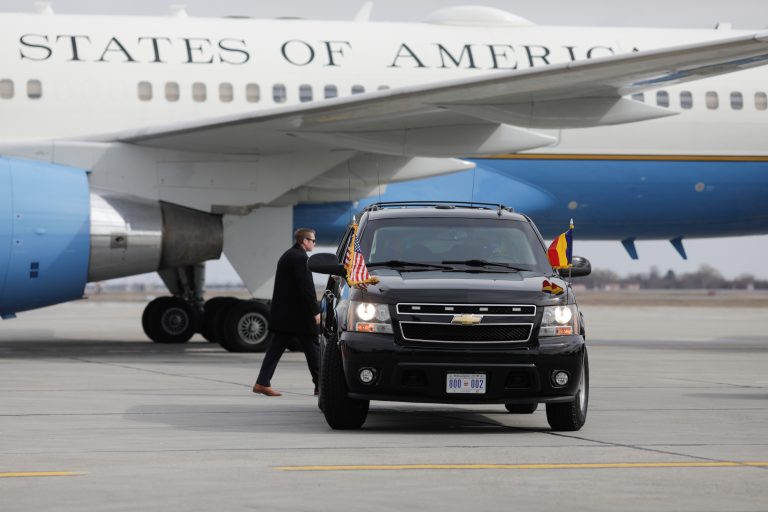 Un agent Secret Service, acuzat de agresarea sexuală a unei membre a echipei de campanie a Kamalei Harris