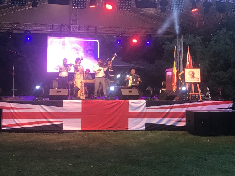 Long live the Queen! 1,000 people turn out in the Romanian capital to celebrate Platinum Jubilee and remember war in Ukraine