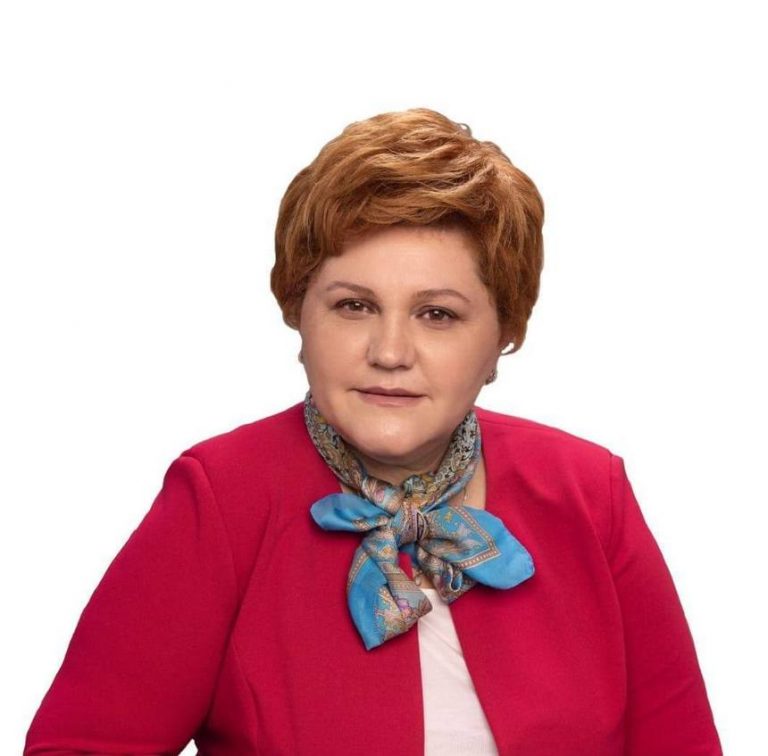 Deputatul Oana Marciana Ozmen demisionează din USR şi se duce la PNL