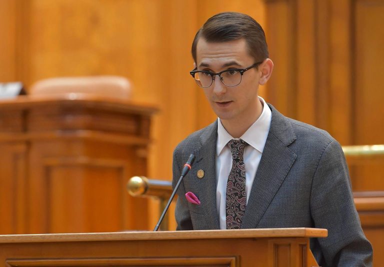 Pavel Popescu (PNL): PSD ar vrea să îl remanieze pe Vasile Dîncu mai mult decât oricine altcineva