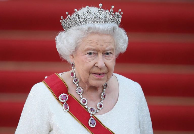 Queen Elizabeth’s final plane ride sets all-time flight tracking record