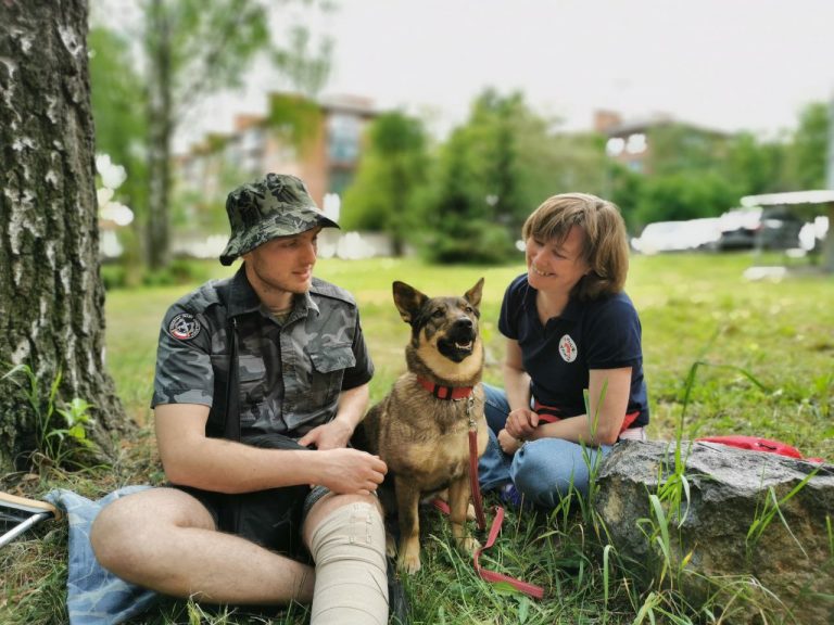 Four Paws offers therapy dogs to servicemen injured in Ukraine conflict