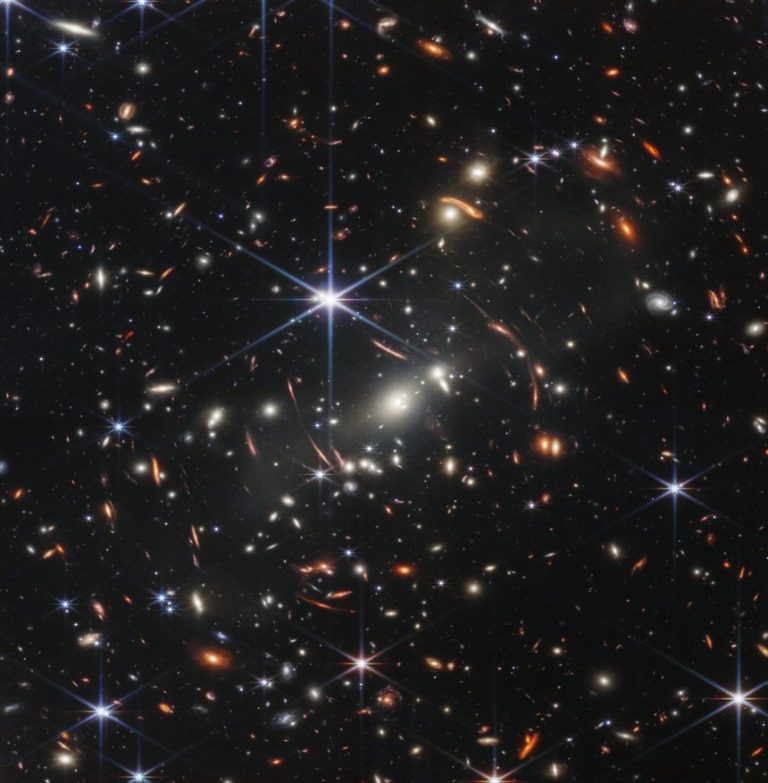 Joe Biden a făcut publică una dintre primele imagini preluate de telescopul Webb. Mai multe imagini, publicate de NASA