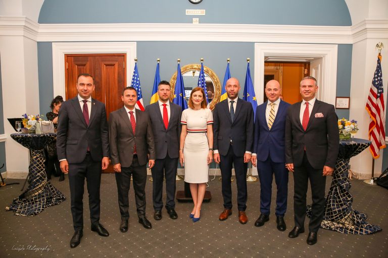 Legislativul american a marcat oficial aniversarea a 25 de ani de Parteneriat Strategic dintre România şi Statele Unite