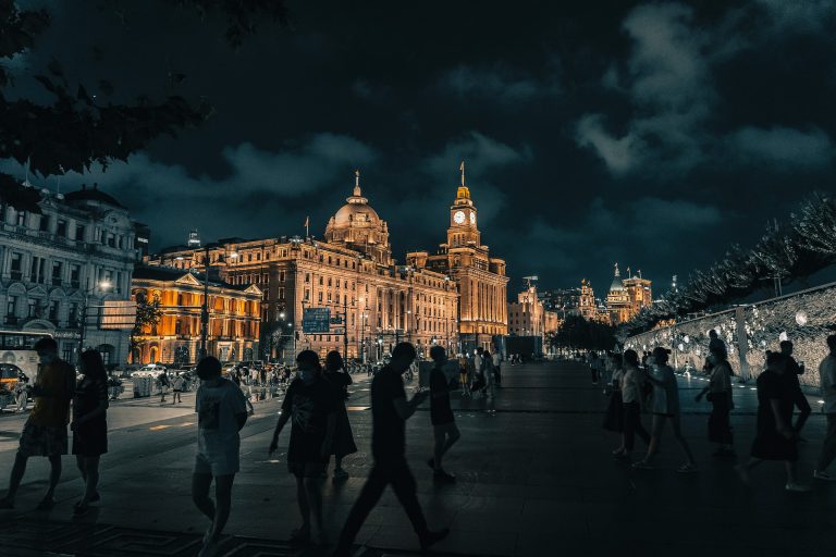 China construiește un întreg imperiu pe baza datelor
