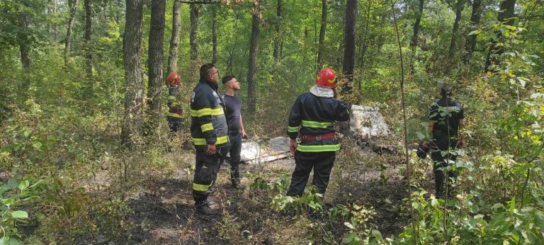 Avion prăbușit în județul Giurgiu: Procurorii cercetează un posibil consum de băuturi alcoolice şi pilotare fără documente de certificare