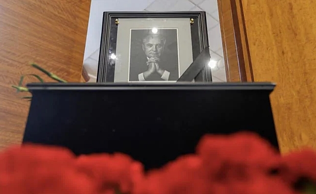 Funeraliile şi înmormântarea lui Mihail Gorbaciov vor avea loc sâmbătă, anunţă fiica sa, Irina