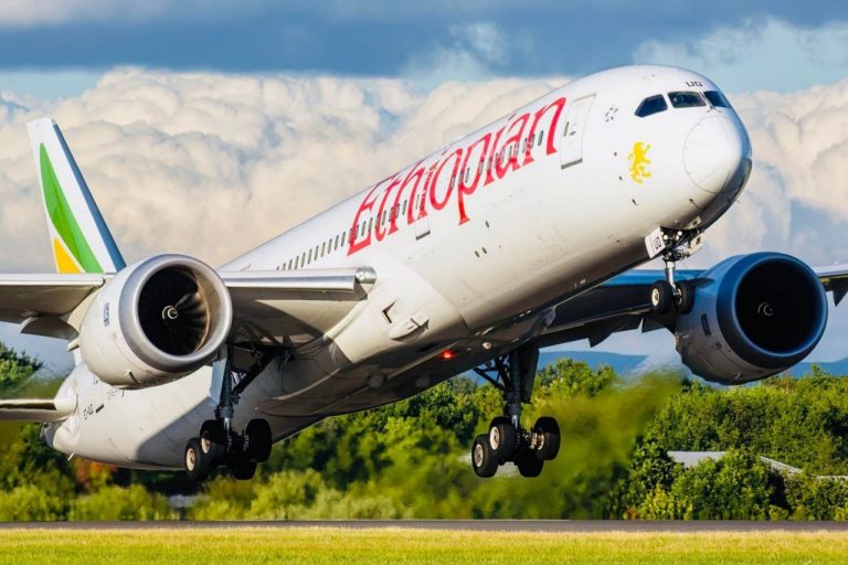 Piloţi ai Ethiopian Airlines au adormit „la volan” și au ratat coborârea pentru aterizare