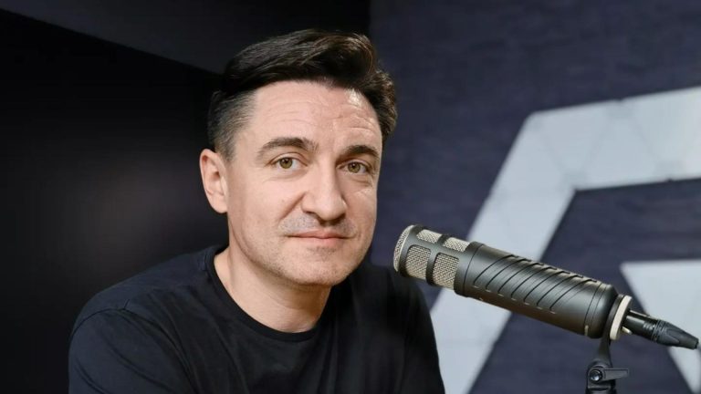 CNCD l-a amendat pe George Buhnici pentru declarațiile insultătoare la adresa femeilor. Ce amendă a primit influencerul