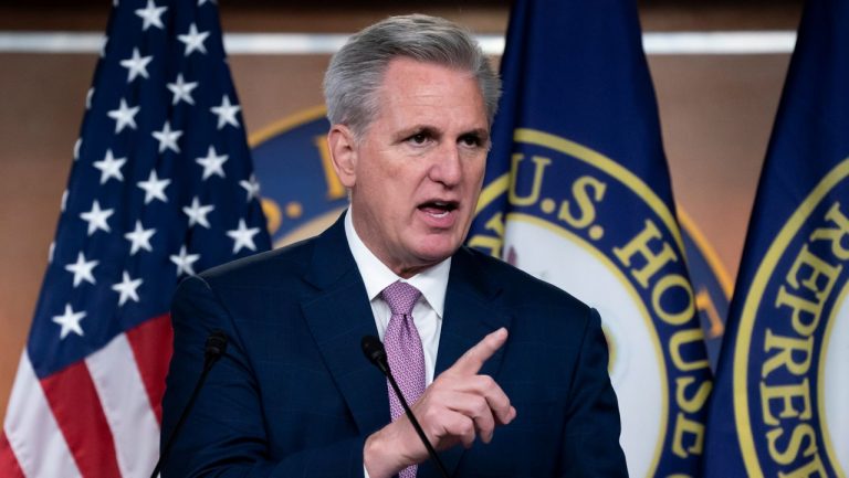 Preşedintele Camerei Reprezentanţilor din SUA, Kevin McCarthy, demis din funcţie – o premieră în politica americană