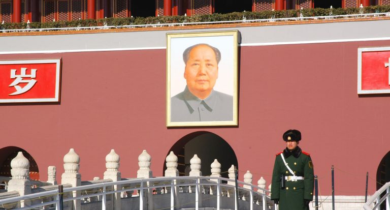 În China lui Xi reapare ecoul lui Mao