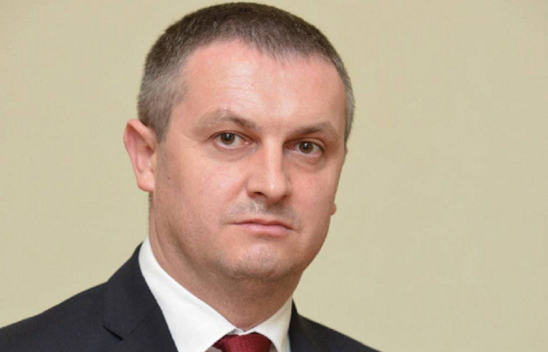 Oficial SBU, găsit mort acasă, cu un glonț în cap