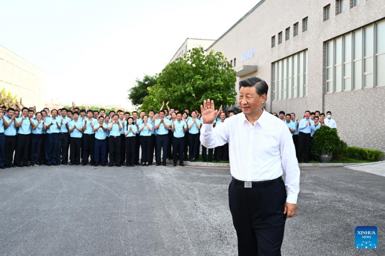 Economia Chinei, apăsată de probleme. Iar „Gândirea lui Xi Jinping” nu pare capabilă să le rezolve