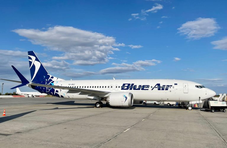 Blue Air intră în insolvenţă. Statul a preluat recent controlul companiei