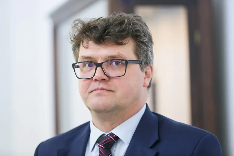 Polonia anunță că nu va adăposti ruşi care fug de mobilizare