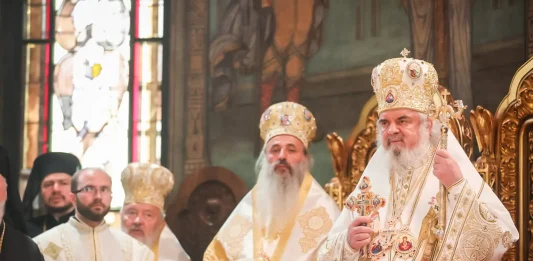 Patriarch Daniel celebrates 15 years since his enthronement. Credit: Basilica.ro