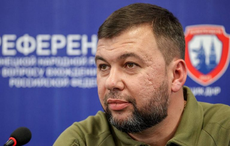 Liderul pro-rus din Donețk reucunoaște încercuirea trupelor Rusiei, la Lîman