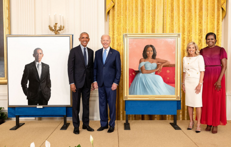 Michelle şi Barack Obama s-au întors la Casa Albă pentru a-și dezveli portretele oficiale