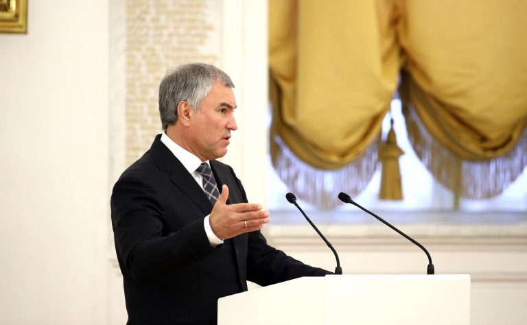 Deputaţii ruşi au votat pentru confiscarea bunurilor celor care critică armata