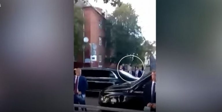 VIDEO ANTOLOGIC | Întâlnire caricaturală a lui Putin cu poporul, în Kaliningrad / Bonus: cum proceda Gorbaciov
