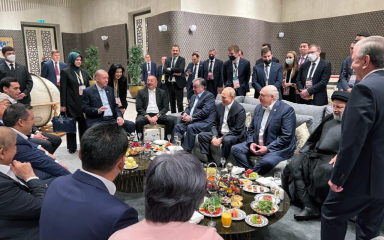 „Vladimir Putin pierde influență”. Editorial Le Monde despre „revenirea dureroasă la realitate” a Rusiei