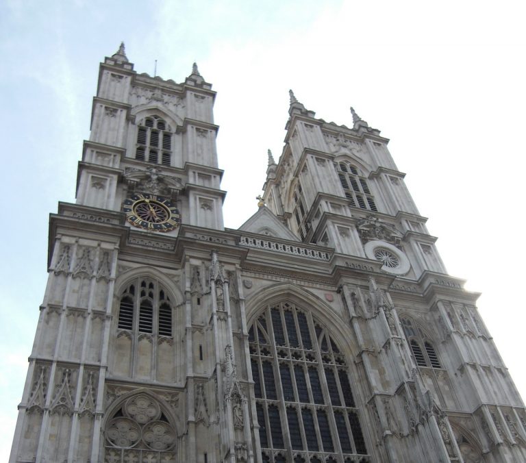 Moartea reginei | Clopotele vor bate la Westminster Abbey, la Catedrala Sf. Paul şi la Castelul Windsor