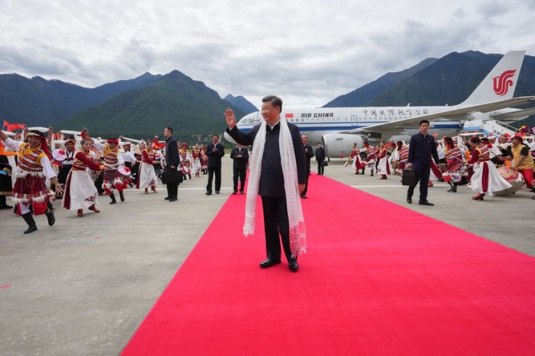 Cum arată opoziția la Xi Jinping și cum se duce bătălia pentru prieteni și influență la congresul PCC. Nivelul dezacordului este neobișnuit de ridicat