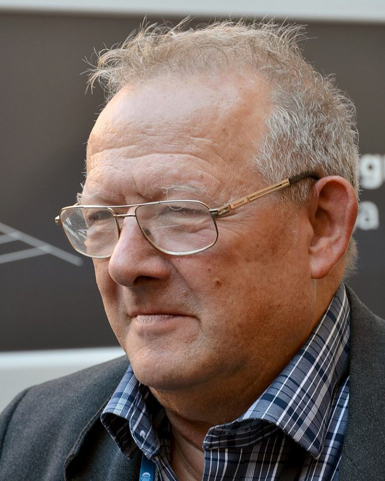 Disidentul polonez Adam Michnik: Actualul guvern de la Varşovia îl are ca model pe psihopatul de Putin