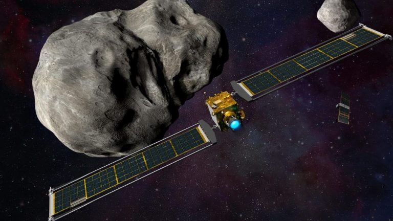 O navă a NASA a reuşit să devieze cu succes de la traiectoria sa un asteroid în cadrul unui test de apărare a Pamântului