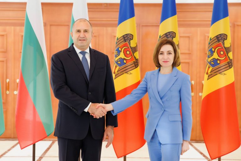 Republica Moldova va primi gaze prin conductele Bulgariei