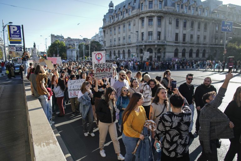 More than 1,000 march against domestic violence in Romania