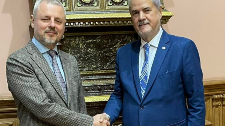 Adrian Năstase, primit de ministrul Culturii de la Chișinău. Reacția premierului moldovean