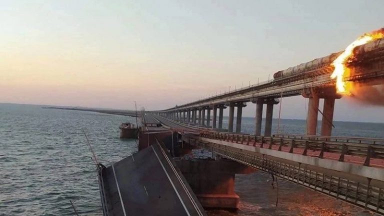Podul Kerci va accelera prăbușirea regimului Putin și transformarea Rusiei într-o „Iugoslavie pe steroizi”?