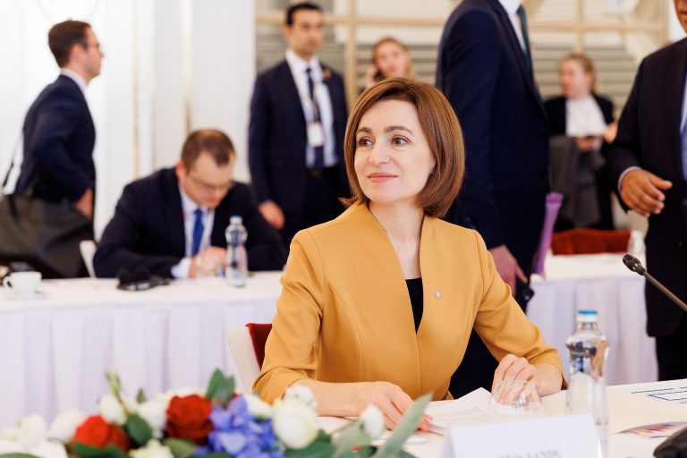Conferinţa donatorilor pentru Republica Moldova: 45 de ţări şi instituţii se reunesc la Paris