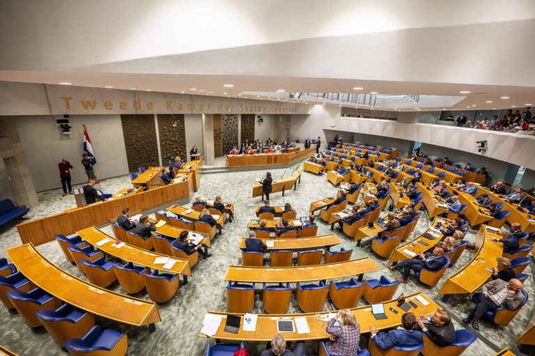 Parlamentul olandez se bate în rezoluții cu Parlamentul European. Vot împotriva aderării României şi Bulgariei la Schengen
