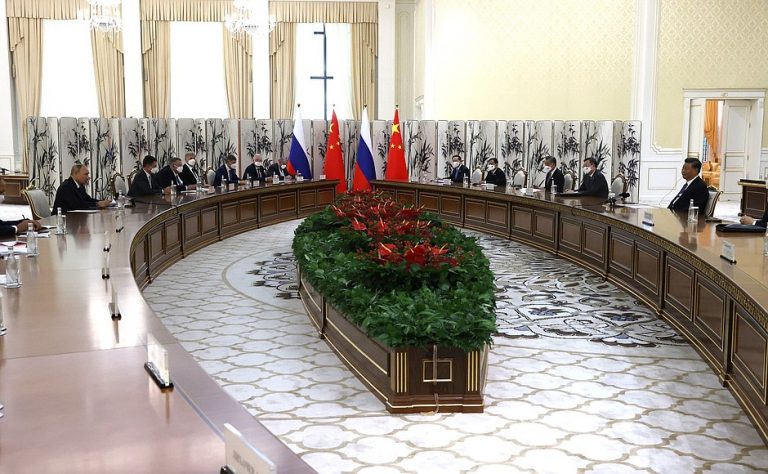 CEPA | Axa Rusia-China zâmbește, dar pe fond de dezordine