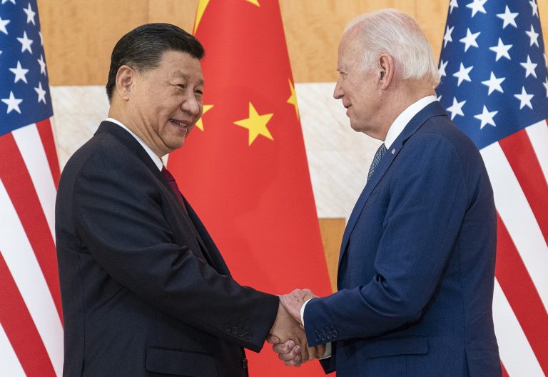 Joe Biden spune că nu trebuie să existe „un nou Război Rece” cu China şi dă asigurări că va gestiona în mod responsabil „competiţia” cu Beijingul