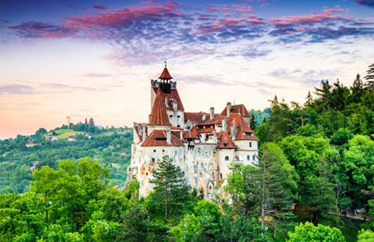 Castelul Bran, cumpărat de americanul care se ocupă de moştenirea lui Elvis Presley