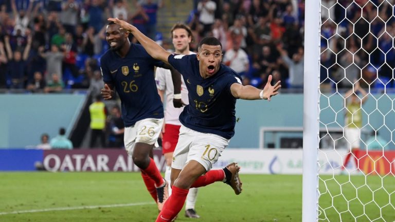 VIDEO | CM de fotbal, grupa D: Franţa a învins Danemarca, scor 2-1, şi s-a calificat în optimi