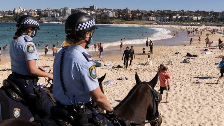 Statul australian New South Wales anulează peste 33.000 amenzi date pentru nerespectarea restricţiilor anti-Covid