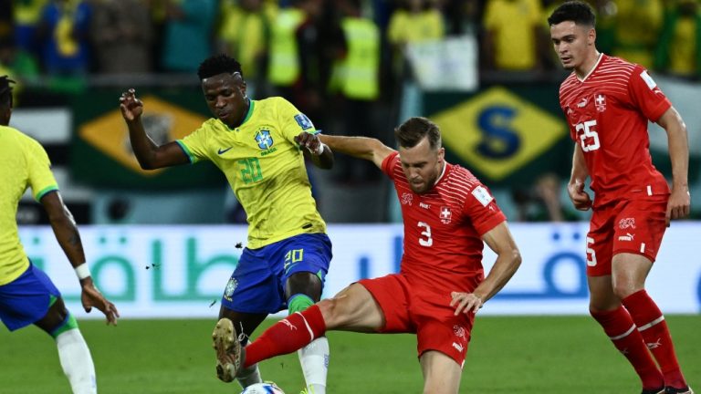 VIDEO | CM de fotbal, grupa G: Brazilia a învins, Elveţia, scor 1-0. Gol anulat de VAR pentru brazilieni